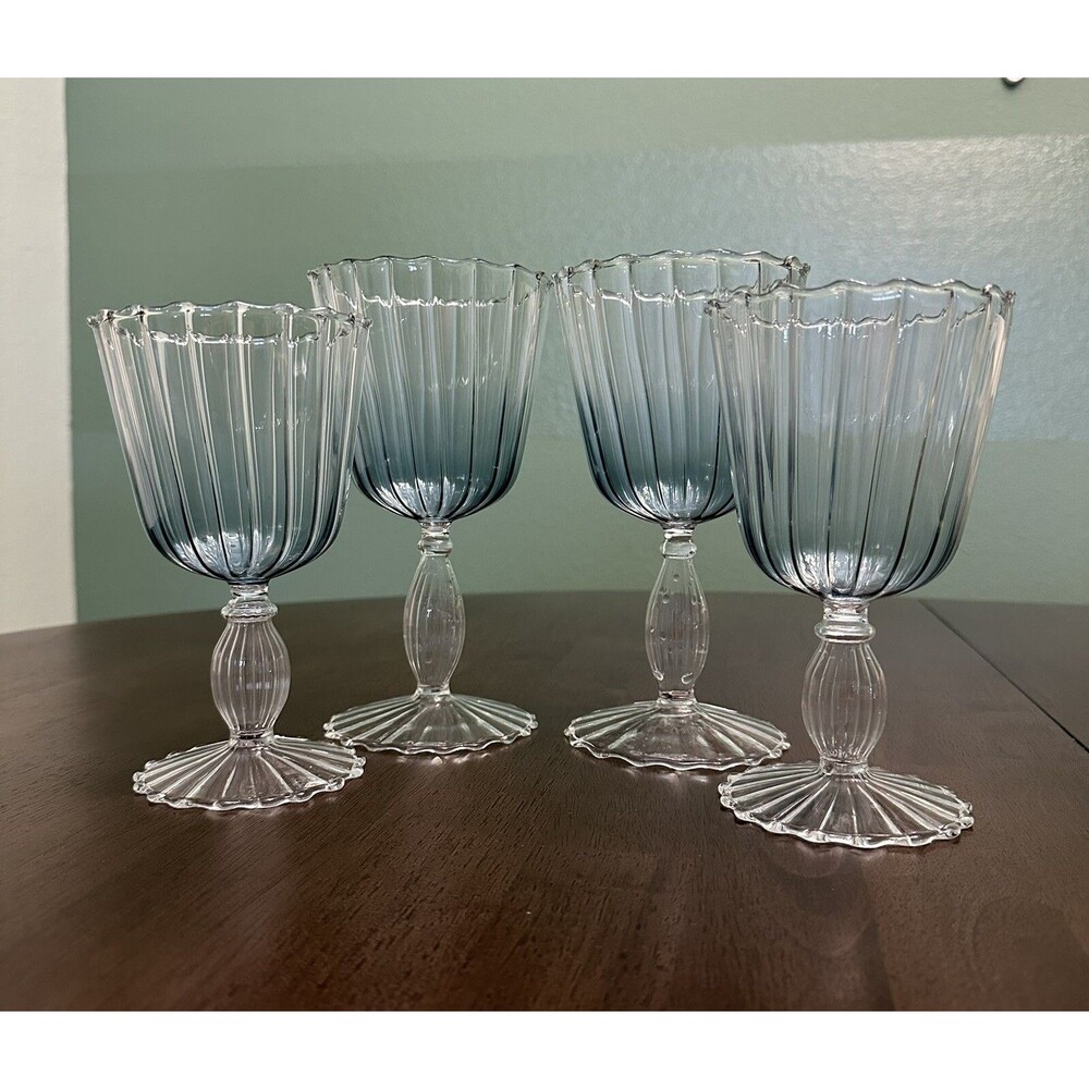 Cambridge Isabella Wine Glass Set of 4 Pale Blue (2 large, 2 medium)